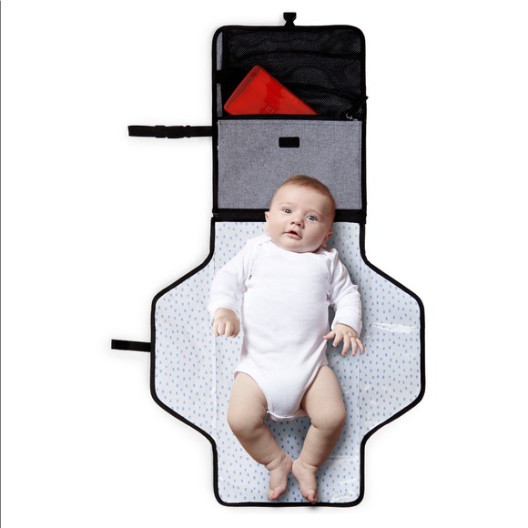 🚫⚠️ SOLD ⚠️🚫 Skip Hop Changing Station - Picture 2 of 6